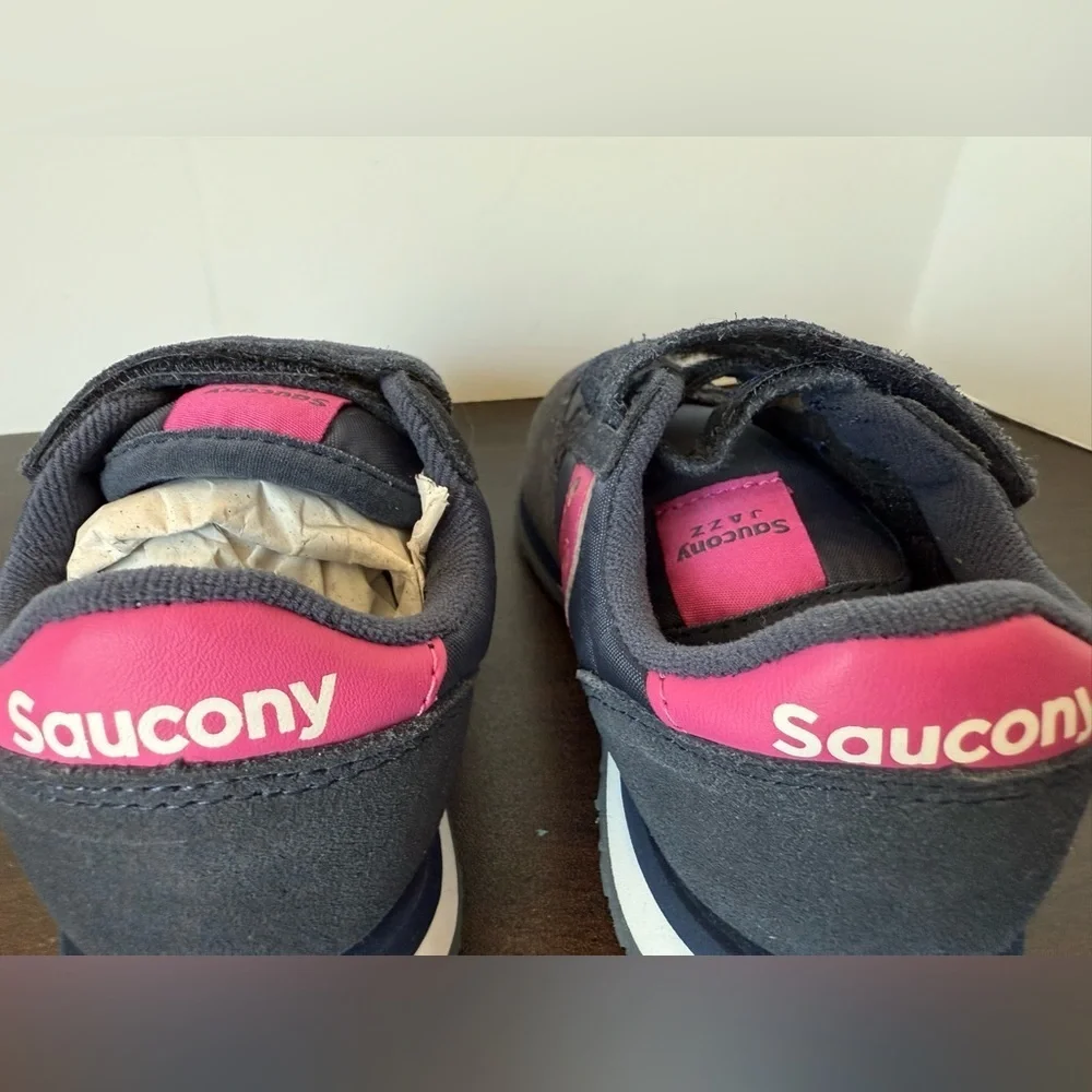 Saucony Kids Navy and Pink Sneakers NWOT